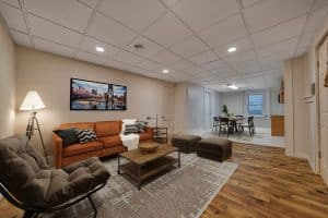Cleveland, Ohio, Buffalo, NY Real Estate ground photography drone matterport Virtual staging floorpans videography
